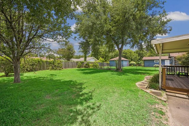 6306 Woodbrook Lane, Houston, TX 77008
