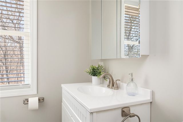 2037 Cranston Street, Cranston, RI 02920