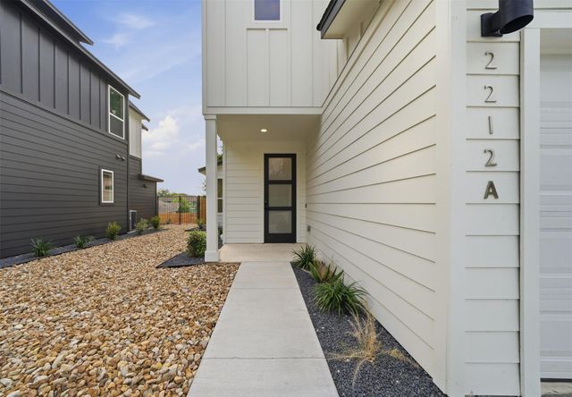 2212 Yellow Jacket LN 1, Austin, TX 78741