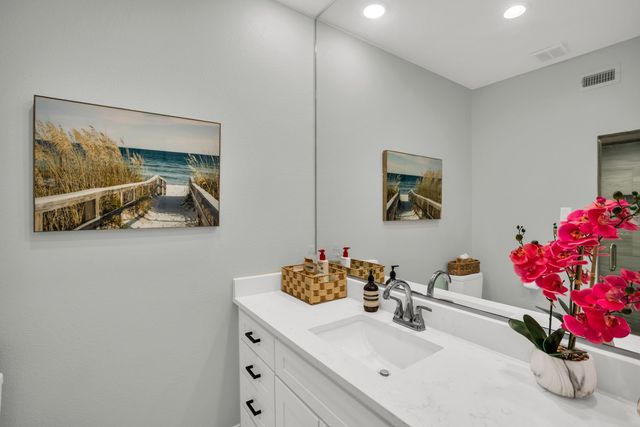 10716 Park Village Place B, Dallas, TX 75230