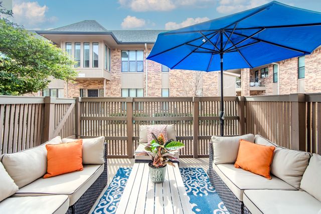 10716 Park Village Place B, Dallas, TX 75230