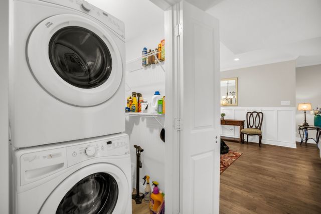 10716 Park Village Place B, Dallas, TX 75230