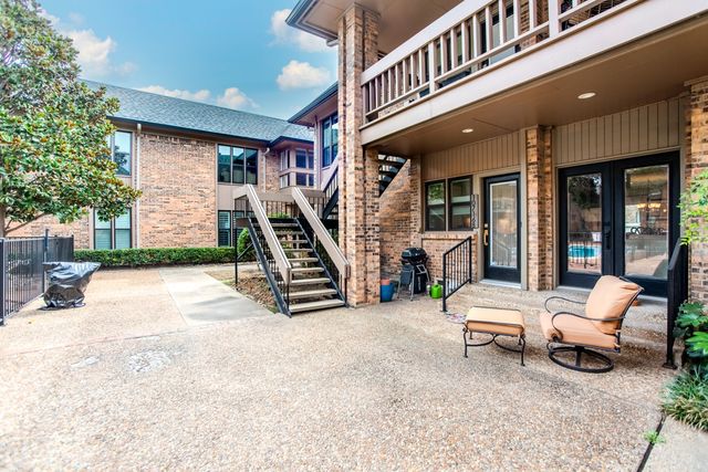 10716 Park Village Place B, Dallas, TX 75230