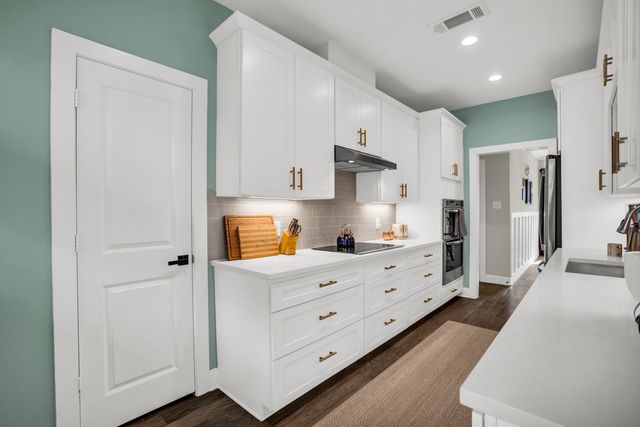 10716 Park Village Place B, Dallas, TX 75230