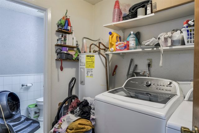 625 NW Renfro Street, Burleson, TX 76028