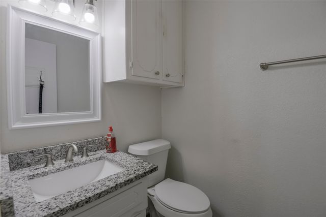 625 NW Renfro Street, Burleson, TX 76028