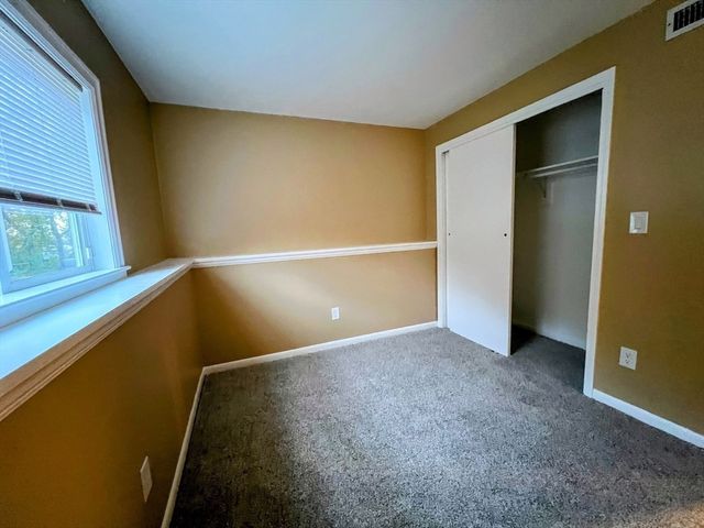 5455 N Main St 18A, Fall River, MA 02720