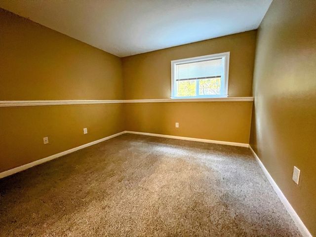 5455 N Main St 18A, Fall River, MA 02720