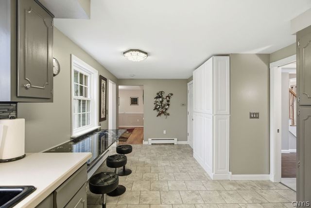 211 Oakridge, Salina, NY 13088
