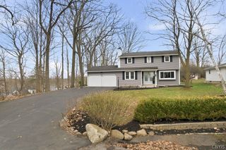 211 Oakridge, Salina, NY 13088