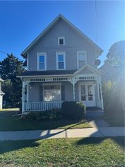 137 Lafayette Avenue, Geneva City, NY 14456