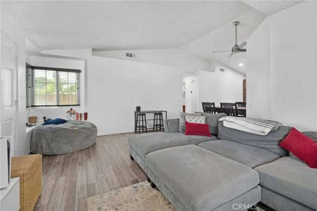 15957 Randall, Fontana, CA 92335
