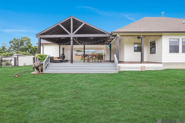 40413 Pocorello Dr, Gonzales, LA 70737