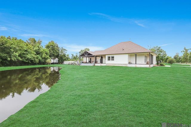 40413 Pocorello Dr, Gonzales, LA 70737