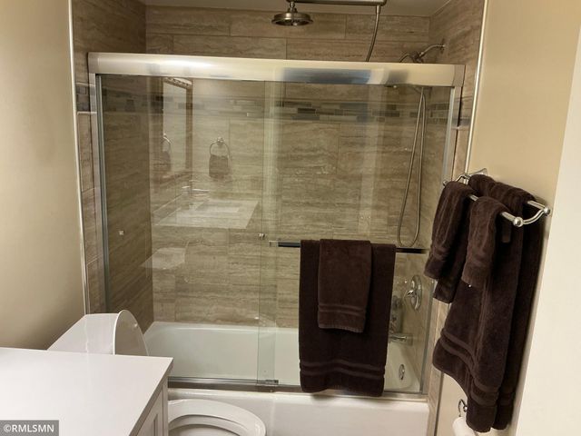 2200 Nevada Avenue S 214, Saint Louis Park, MN 55426