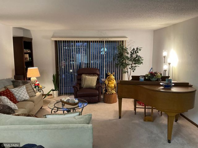 2200 Nevada Avenue S 214, Saint Louis Park, MN 55426