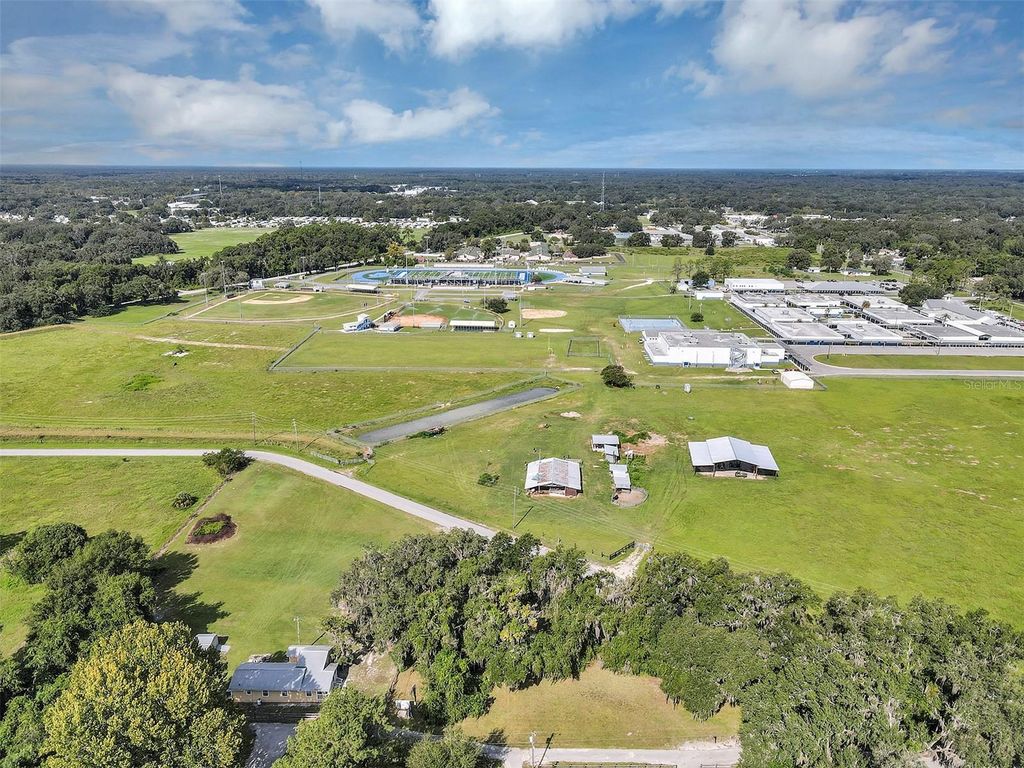 Image 17 of property listing at 510 PHILLIPS LANE, Wildwood, FL 34785
