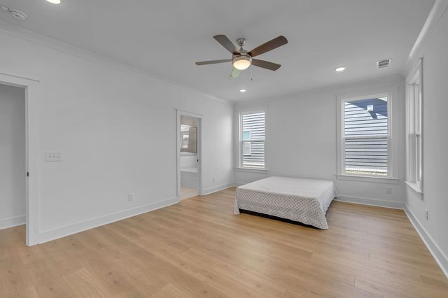 698 Conifer Dr, Spring Hill, TN 37174