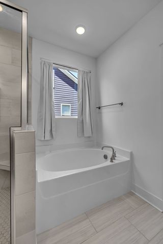 698 Conifer Dr, Spring Hill, TN 37174