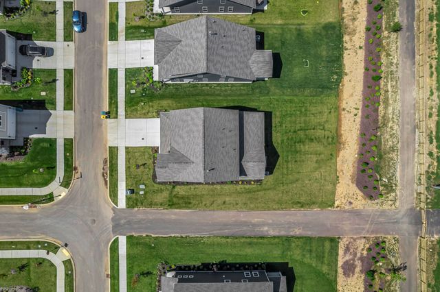 698 Conifer Dr, Spring Hill, TN 37174