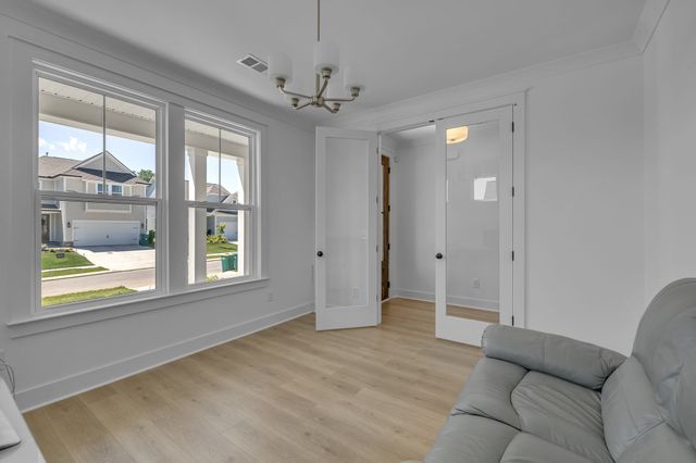 698 Conifer Dr, Spring Hill, TN 37174