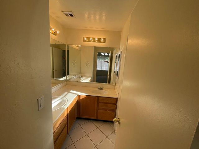 837 E Glenmere Drive, Chandler, AZ 85225