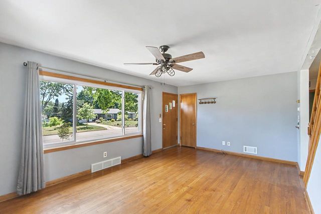 247 Orchard Drive, Oregon, WI 53575