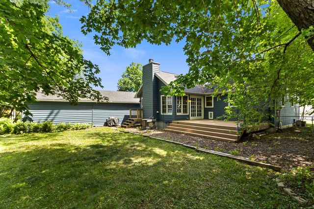 247 Orchard Drive, Oregon, WI 53575