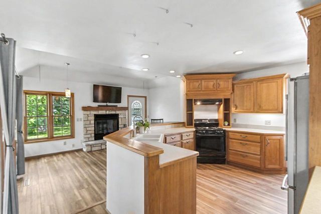 247 Orchard Drive, Oregon, WI 53575
