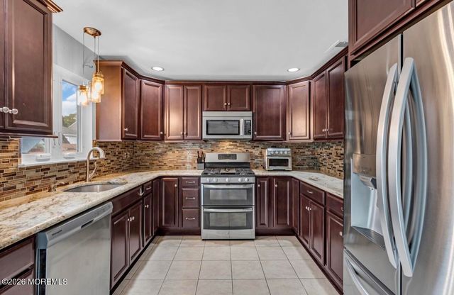 9 Jennifer Drive, Howell, NJ 07731