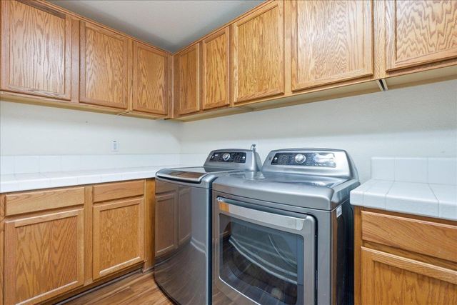 5533 Dunlay Dr, Sacramento, CA 95835