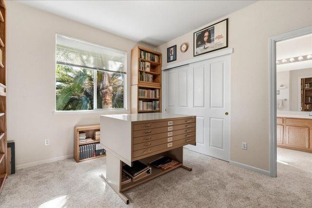 5533 Dunlay Dr, Sacramento, CA 95835