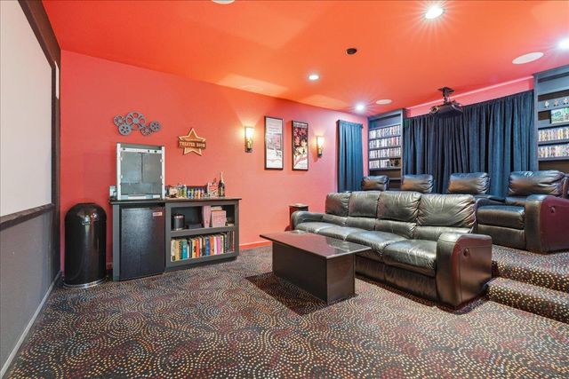 5533 Dunlay Dr, Sacramento, CA 95835