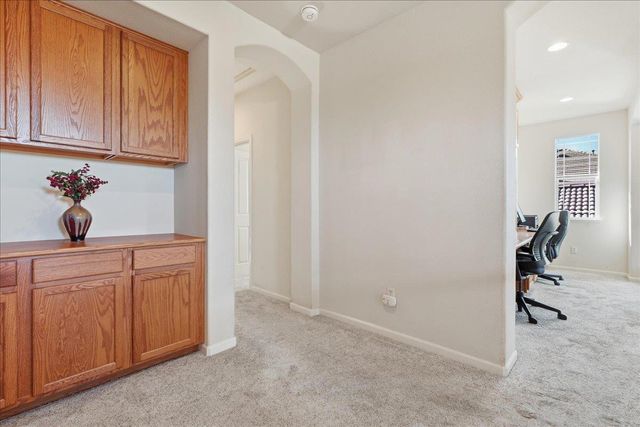 5533 Dunlay Dr, Sacramento, CA 95835