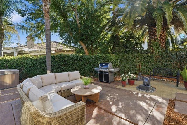 5533 Dunlay Dr, Sacramento, CA 95835