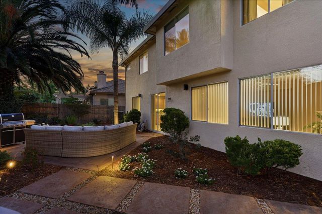 5533 Dunlay Dr, Sacramento, CA 95835