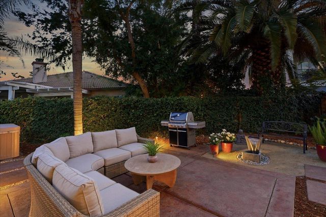 5533 Dunlay Dr, Sacramento, CA 95835