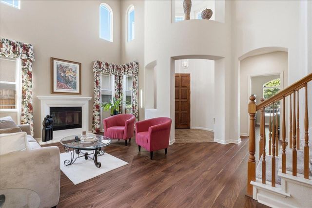 5533 Dunlay Dr, Sacramento, CA 95835