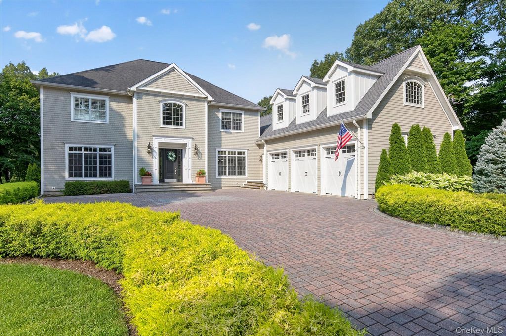 15 Thorman Lane, Huntington, NY 11743 — exterior