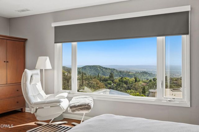 809 Skyland Drive, Sierra Madre, CA 91024