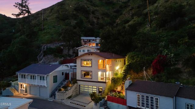 809 Skyland Drive, Sierra Madre, CA 91024