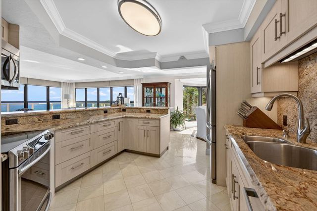 4605 S Ocean Boulevard 3a, Highland Beach, FL 33487