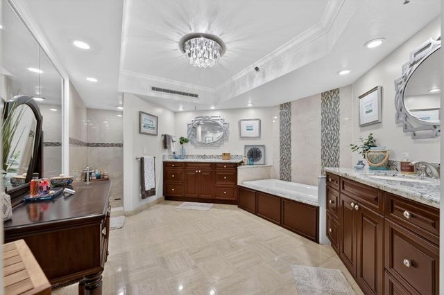 4605 S Ocean Boulevard 3a, Highland Beach, FL 33487