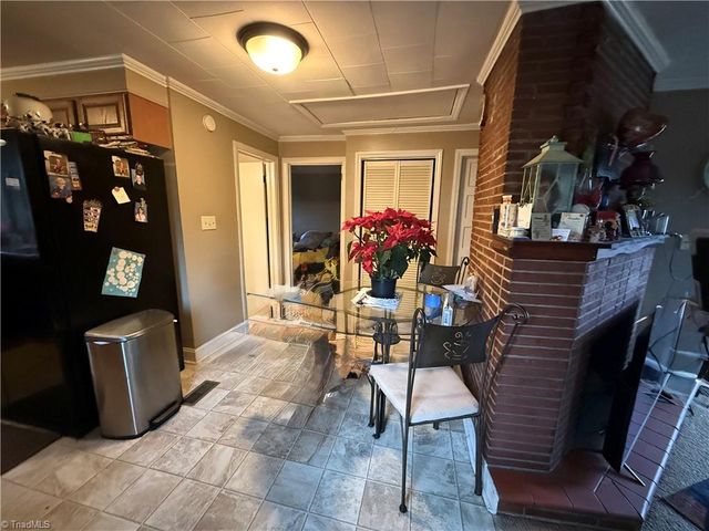 220 Curry Road, High Point, NC 27265