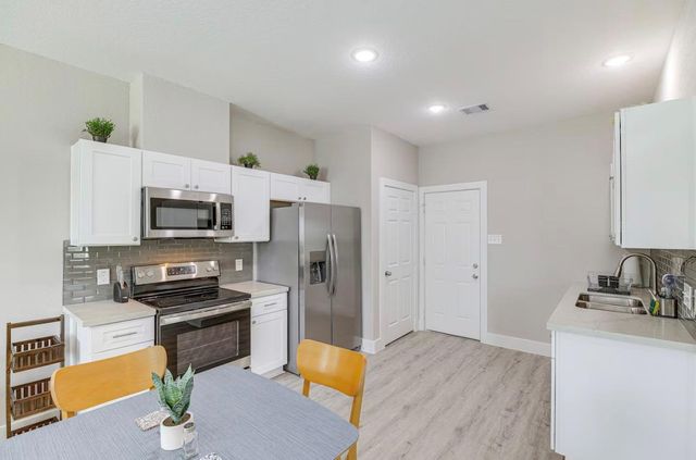 3603 Fidelity Street B, Houston, TX 77029