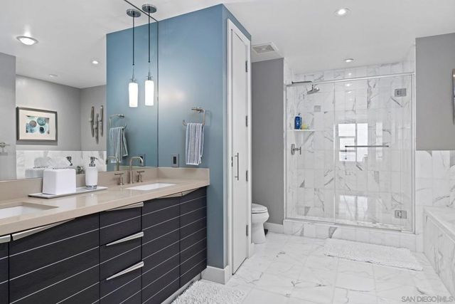 1325 Pacific Hwy 3301, San Diego, CA 92101