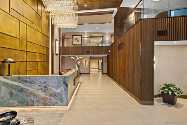 1325 Pacific Hwy 3301, San Diego, CA 92101