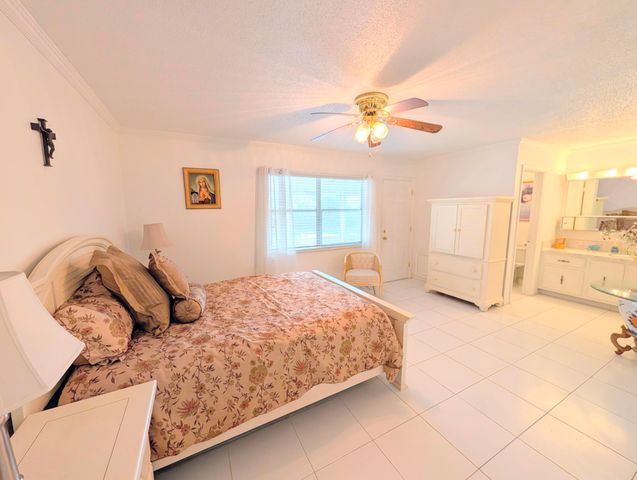 160 High Point Terrace E C, Delray Beach, FL 33445