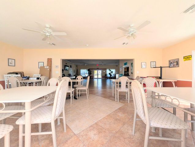160 High Point Terrace E C, Delray Beach, FL 33445