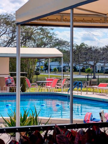 160 High Point Terrace E C, Delray Beach, FL 33445